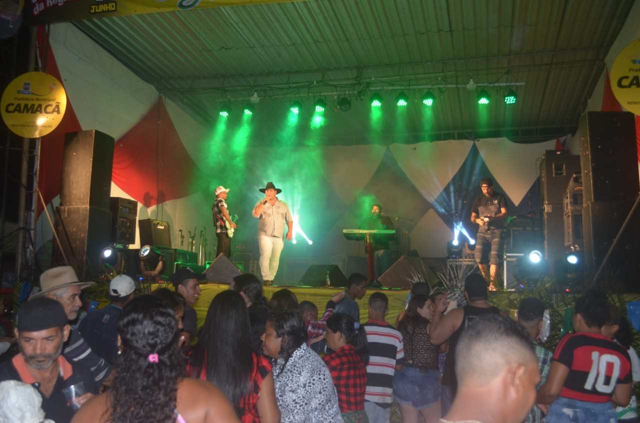 Camacã: O Arraiá do Xenhenhém em São João do Panelinha recebeu grande público nos dois dias de festa